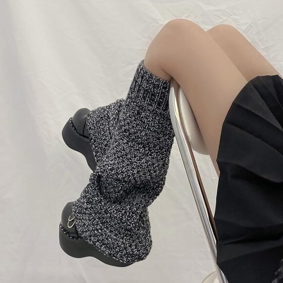 Women's Mixed Color Gray Decorative Casual Knitted Socks - Picture 3 of 6